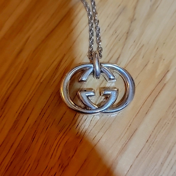 GUCCI SILVER NECKLACE - Picture 2 of 5